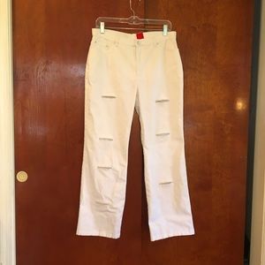 Very Vera Rhinestone Stud Distress White Jeans